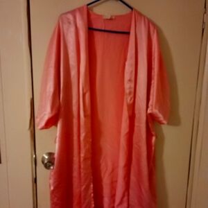 Pink ladies kimono robe